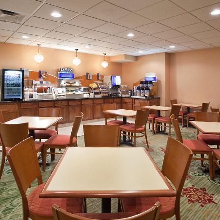 Holiday Inn Express Hotel & Suites Cleveland-Streetsboro By Ihg Экстерьер фото
