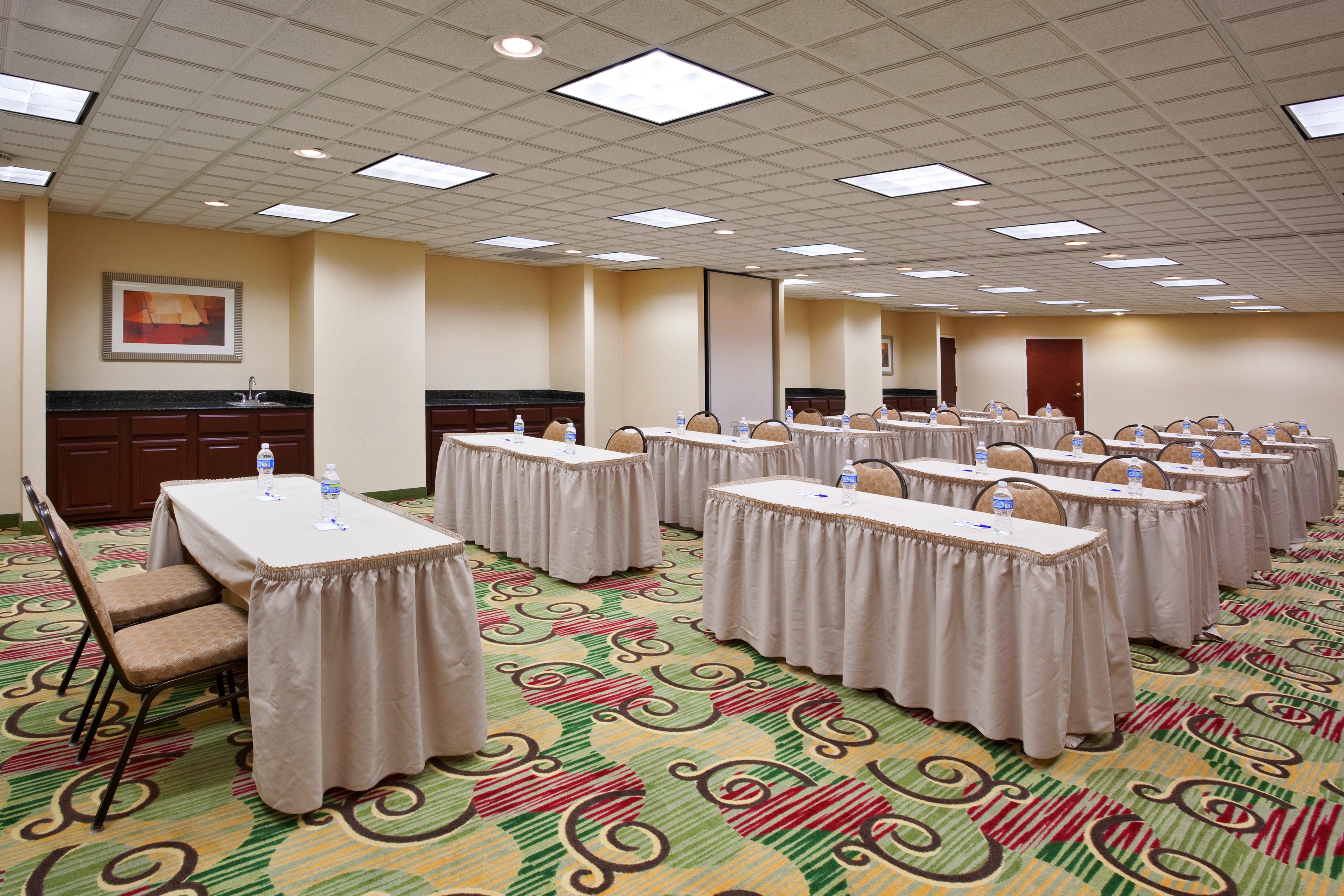 Holiday Inn Express Hotel & Suites Cleveland-Streetsboro By Ihg Экстерьер фото
