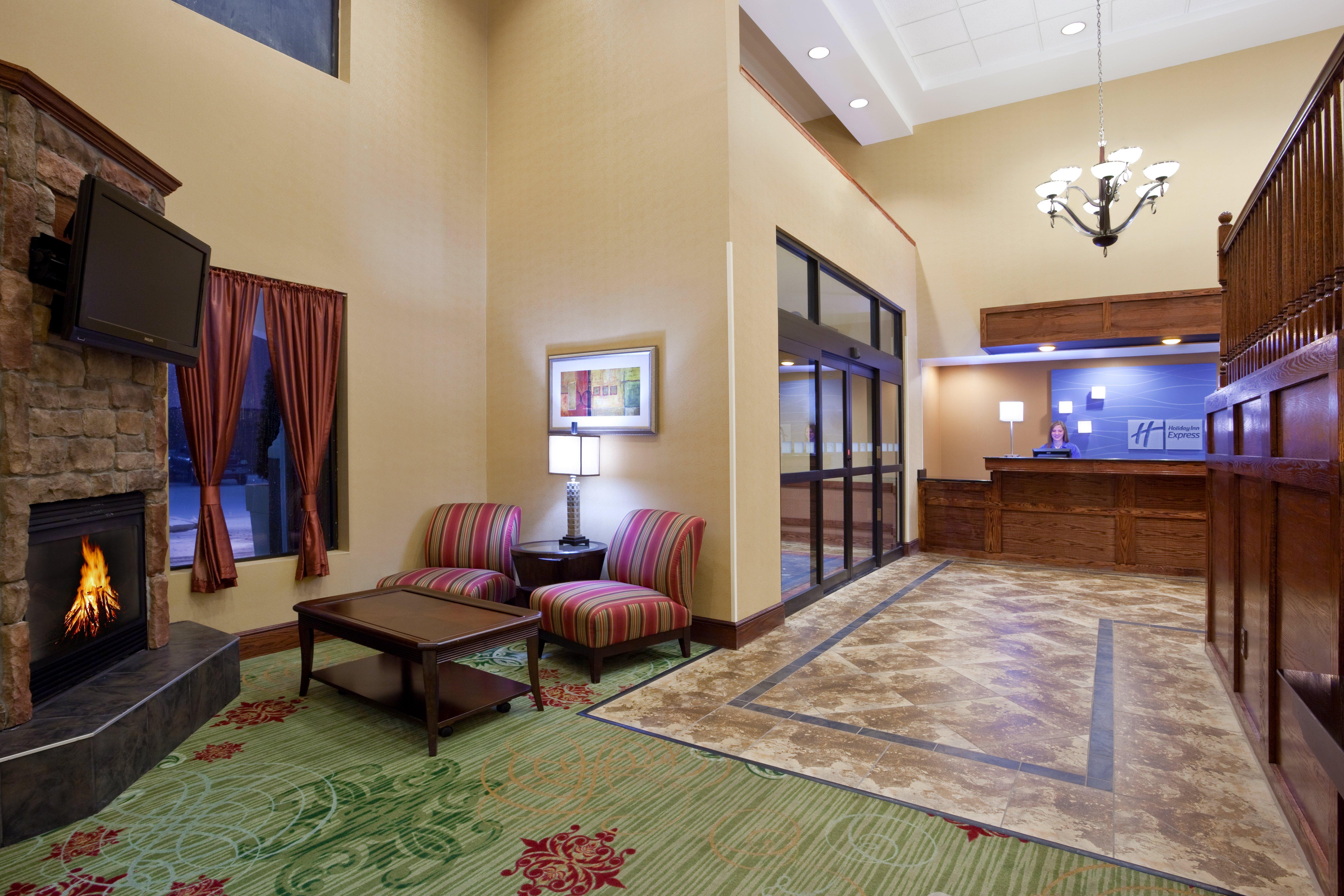 Holiday Inn Express Hotel & Suites Cleveland-Streetsboro By Ihg Экстерьер фото