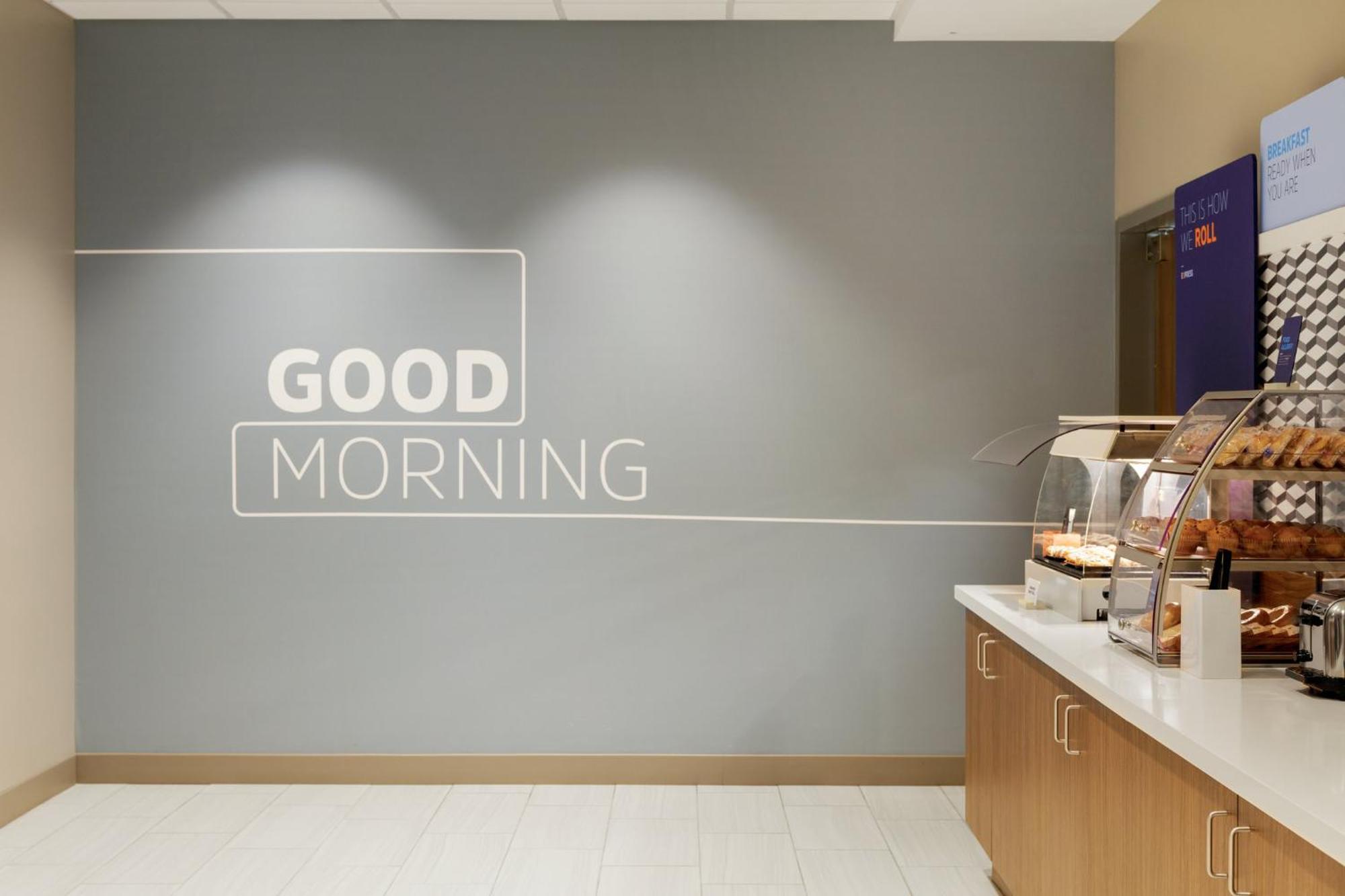 Holiday Inn Express Hotel & Suites Cleveland-Streetsboro By Ihg Экстерьер фото