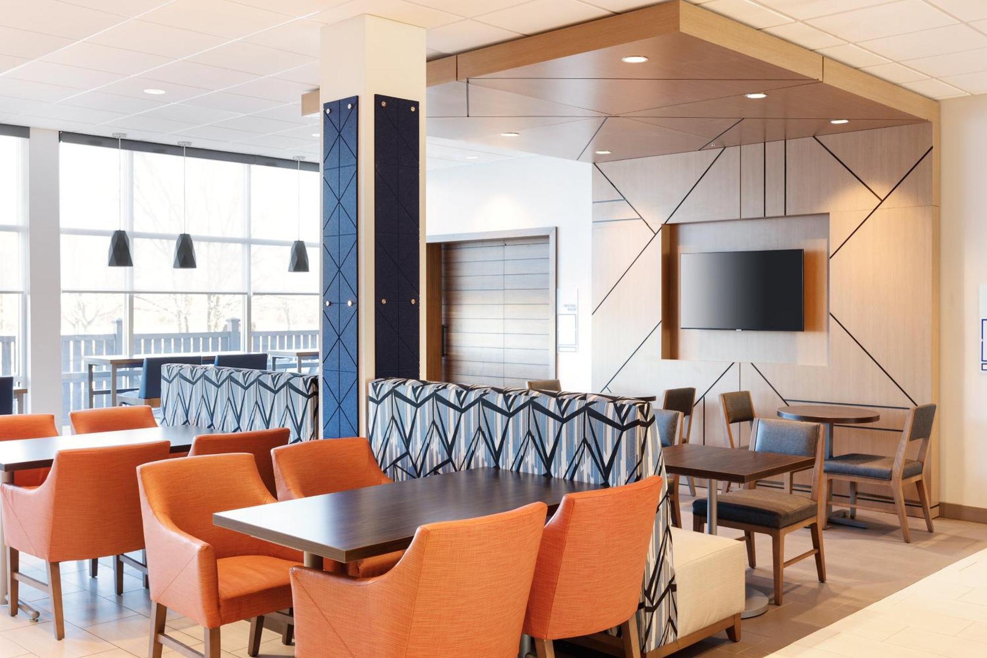 Holiday Inn Express Hotel & Suites Cleveland-Streetsboro By Ihg Экстерьер фото